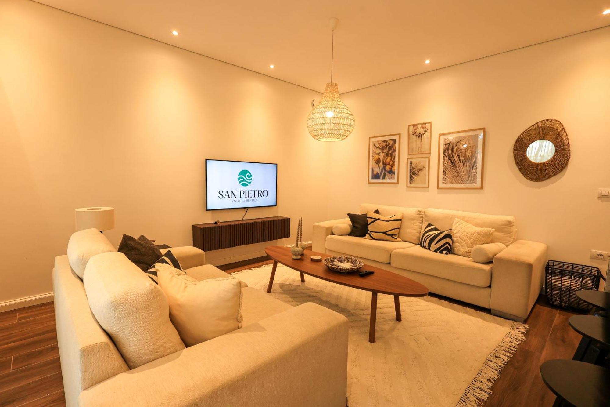 Sanpietro Vacation Rentals Plazhi San Pietro Bagian luar foto
